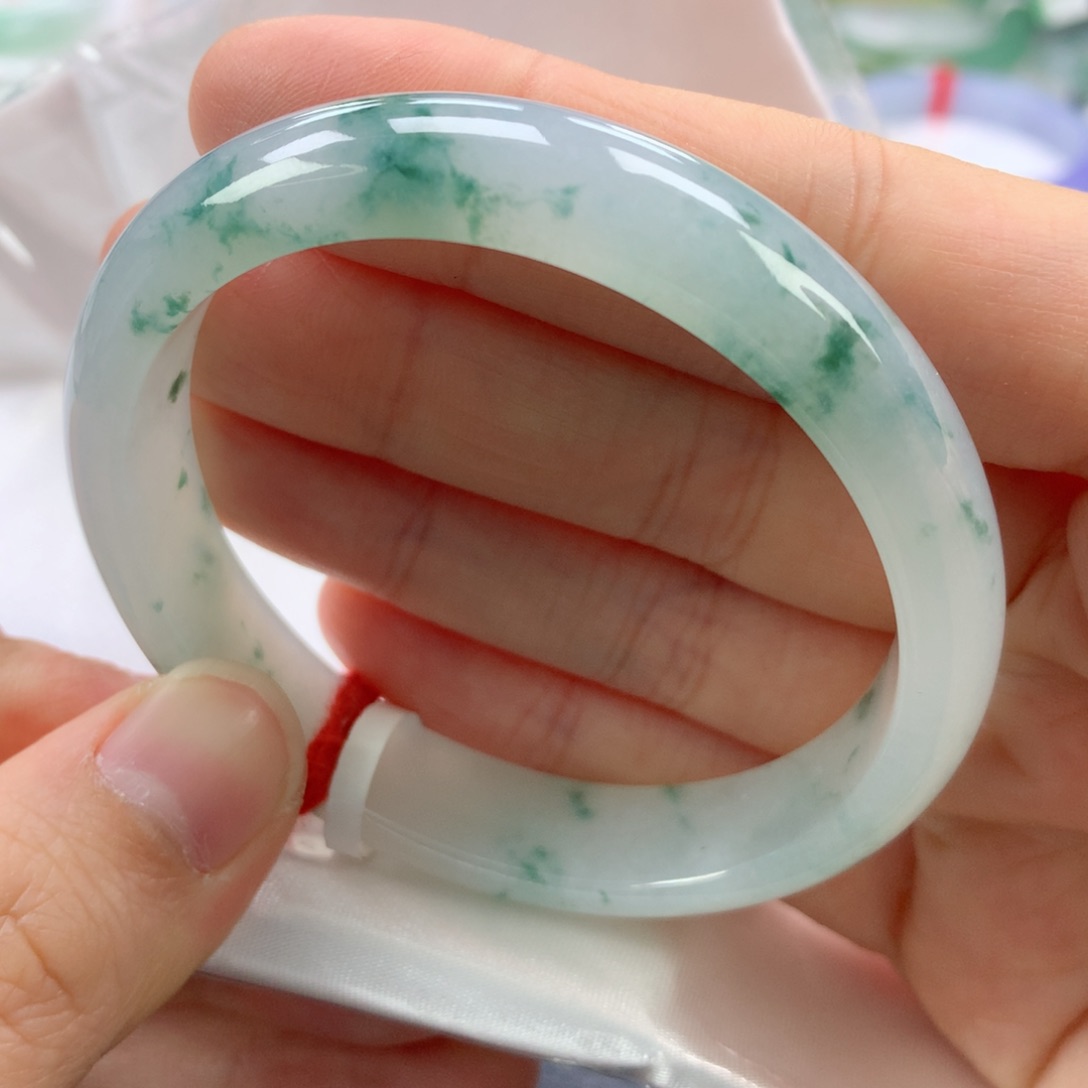 翡翠手镯未镶嵌56➕贵妃强推