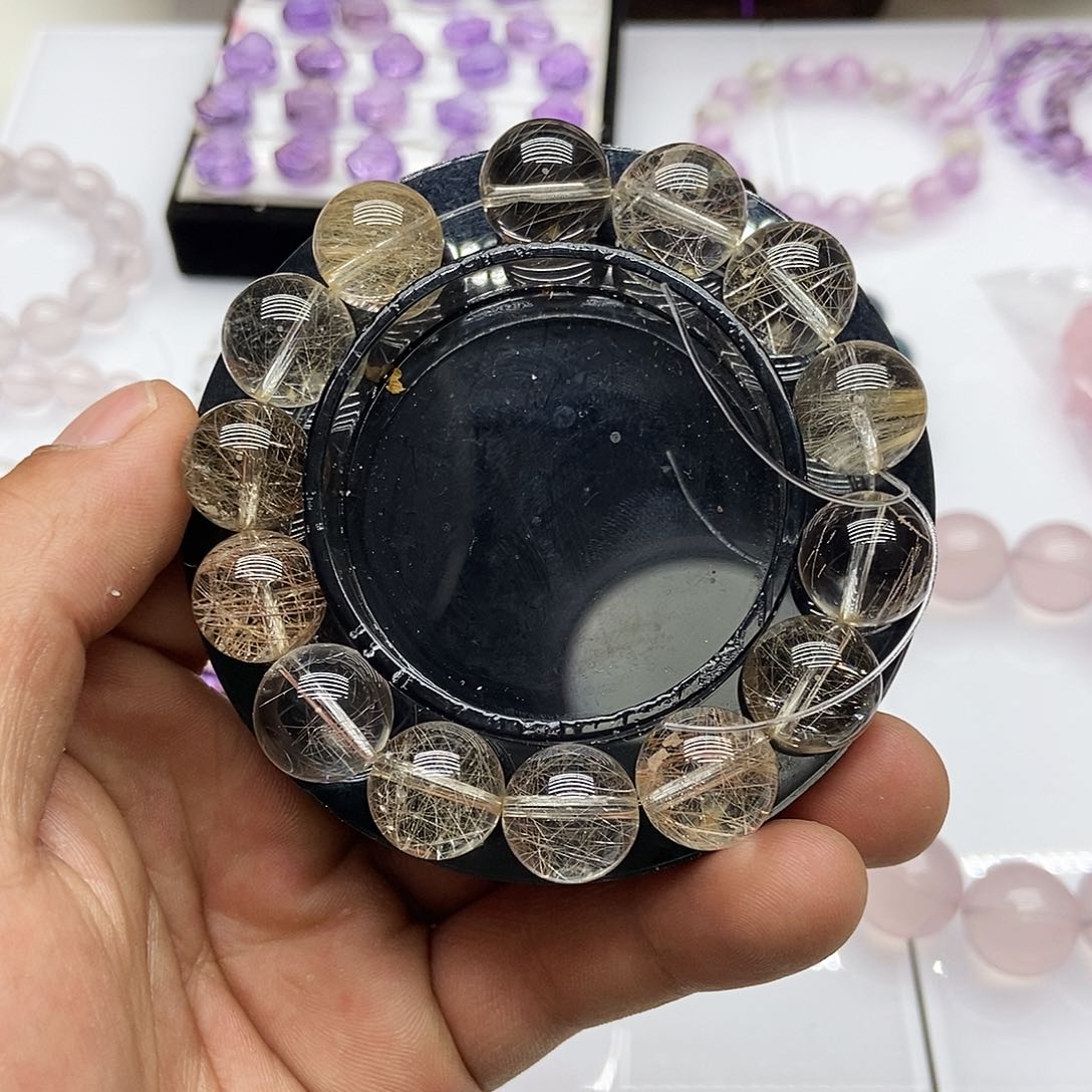 水晶手链未镶嵌Q****q默认微瑕