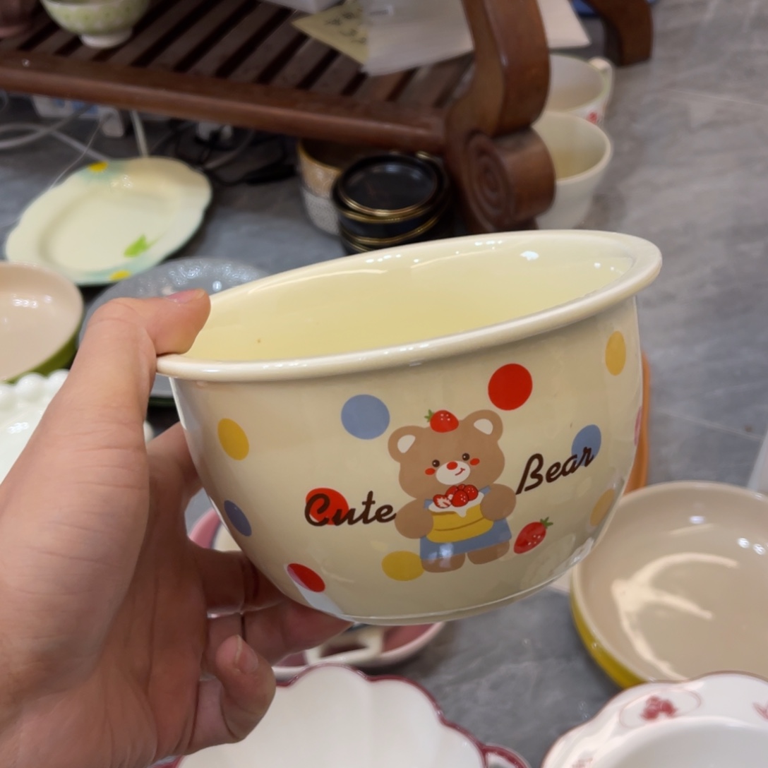 陶瓷微瑕餐具介意勿拍，满18飞！