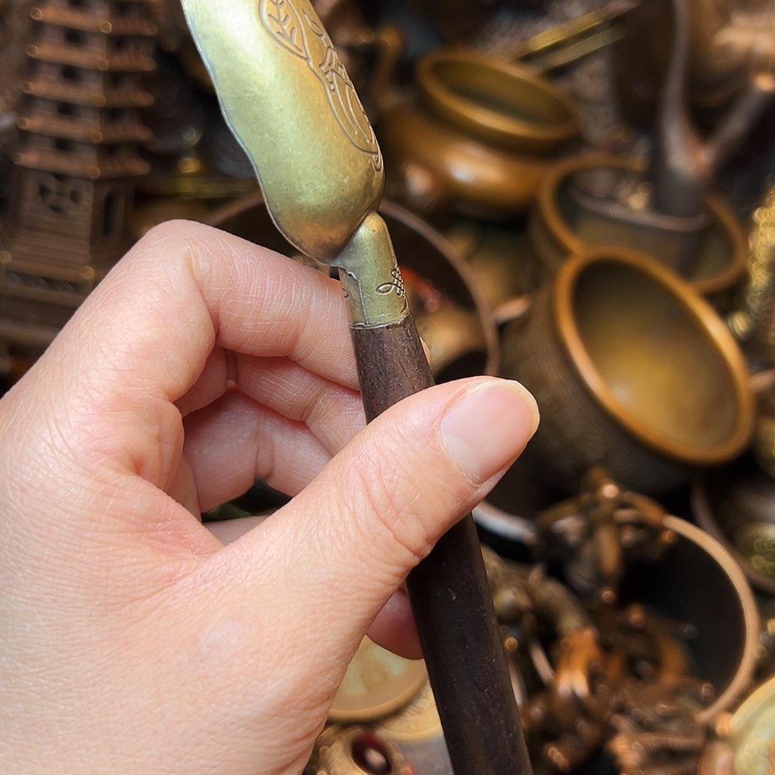 精美铜器工艺品等