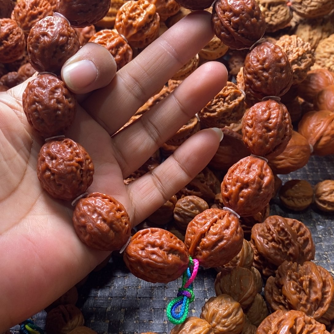 云***杉吊坠文玩核桃荔枝纹大枣