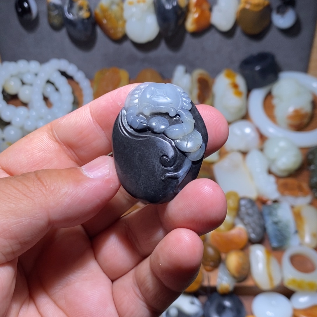 和田玉颈饰未镶嵌凉*