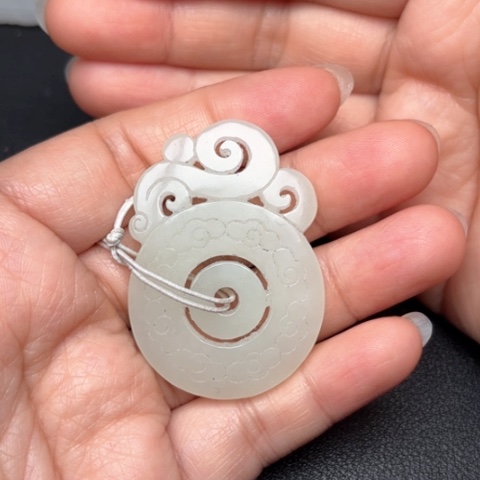 和田玉挂件未镶嵌1*7