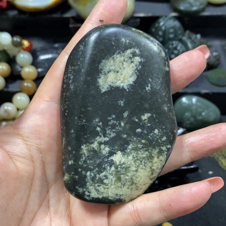未镶嵌和田玉（糖玉）挂件
