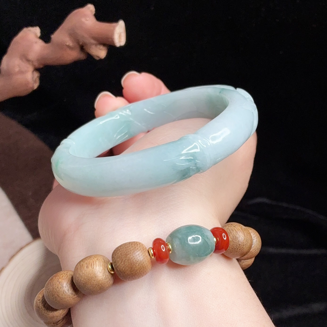 天然缅甸A货翡翠竹节如意云纹雕刻手镯，清新雅致娇娇润润百搭