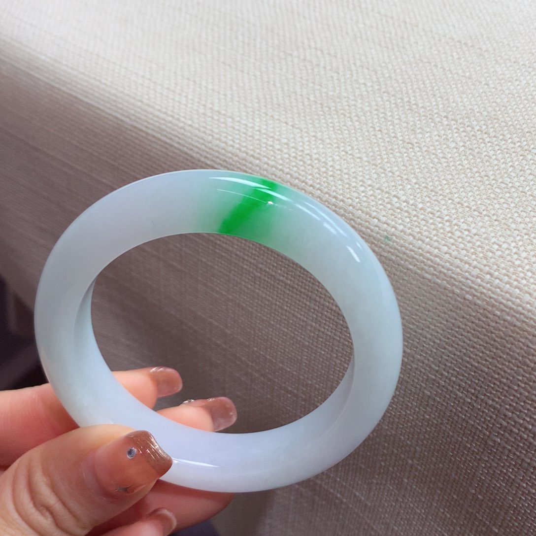 翡翠手镯未镶嵌19号