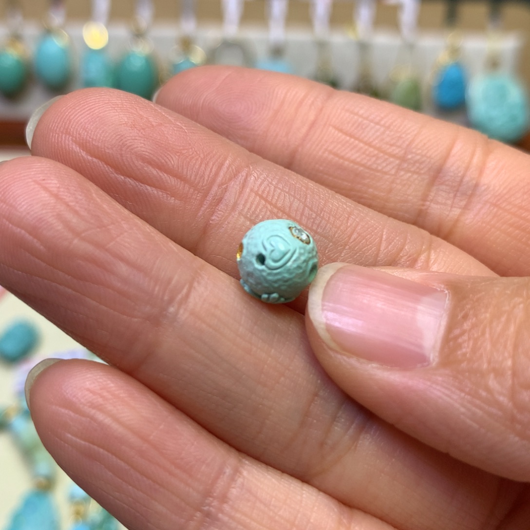 绿松石配饰未镶嵌