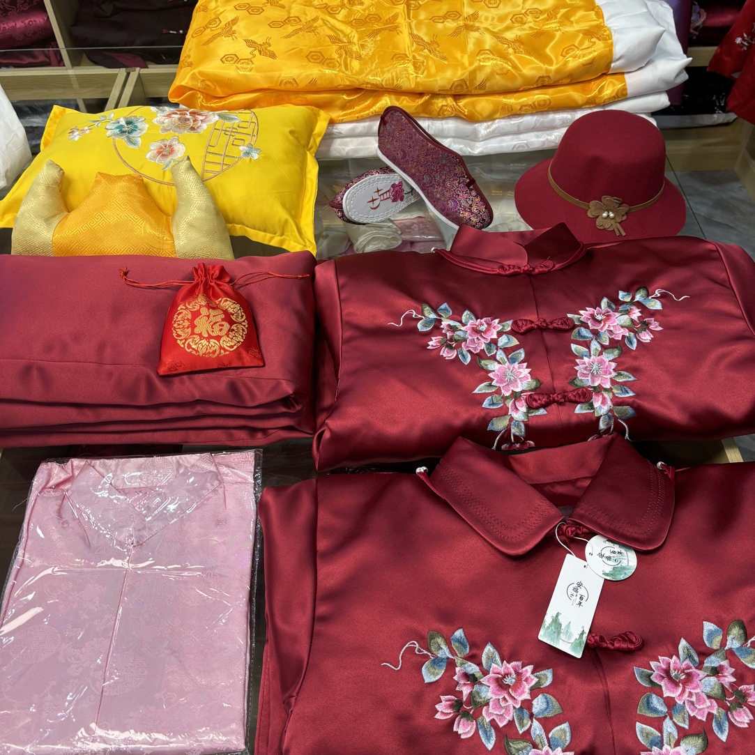 枣红色四季花仿真丝全套