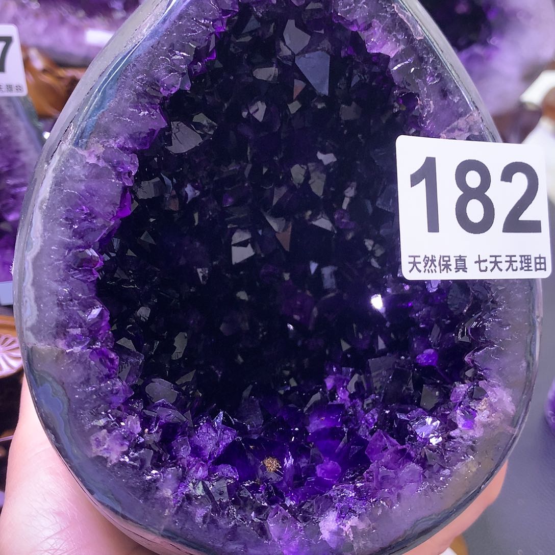 水晶水晶摆件未镶嵌两***克