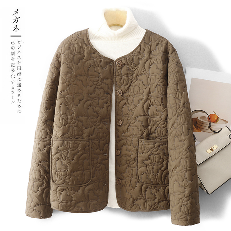新款重工绣花蝴蝶纹轻薄棉服冬季外套秋冬流行棉袄