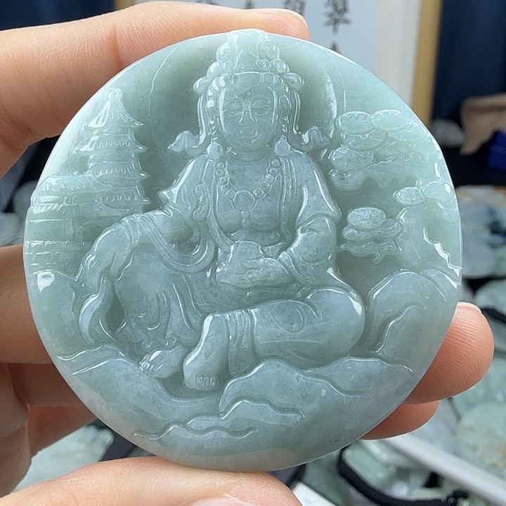 翡翠未镶嵌颈饰翡翠