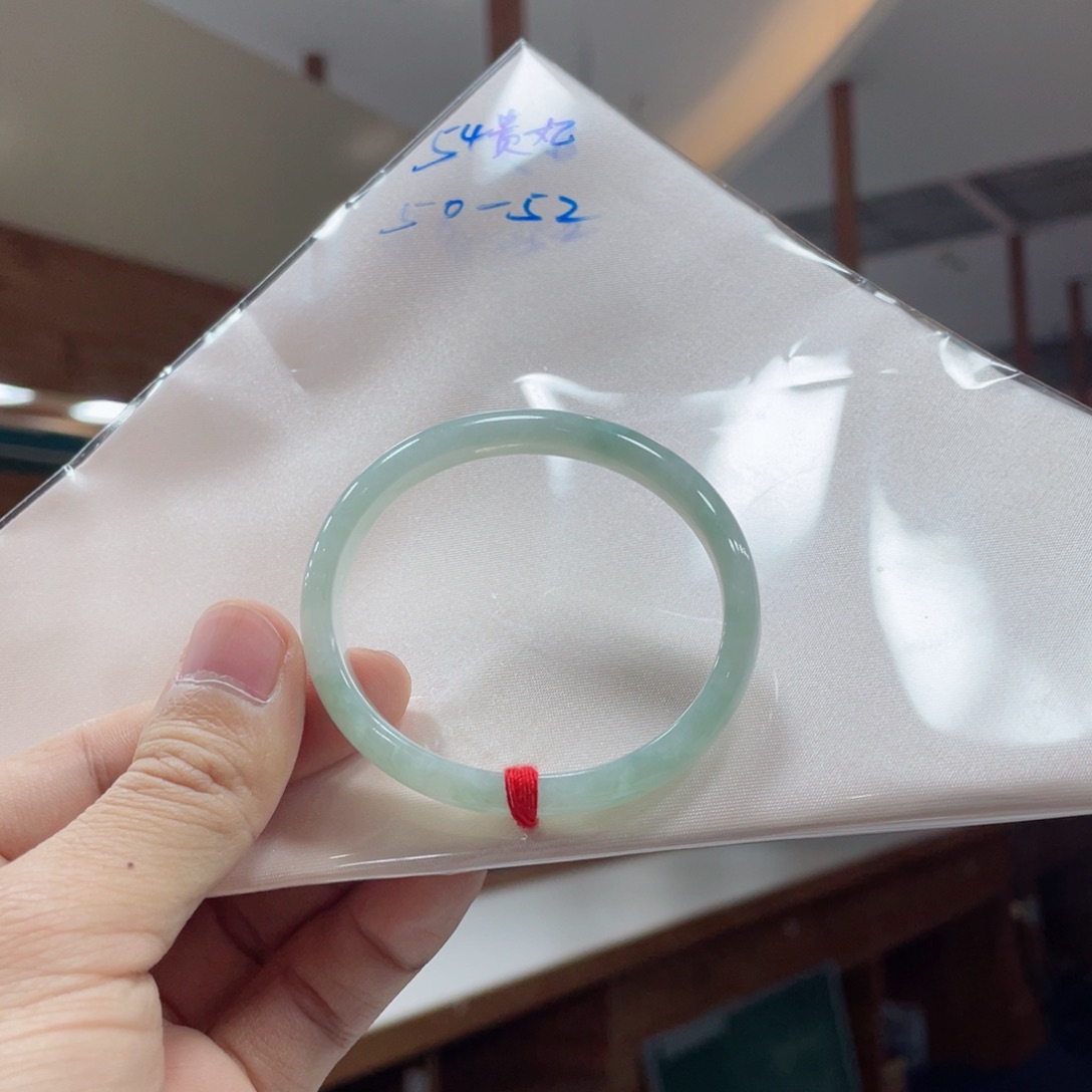 翡翠手镯未镶嵌买断