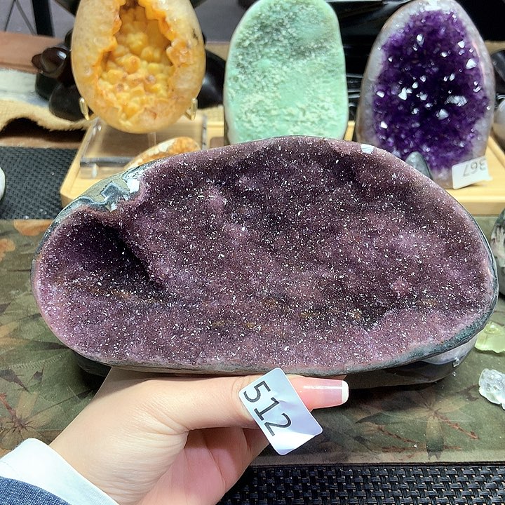 紫晶大型摆件（非配饰）未镶嵌