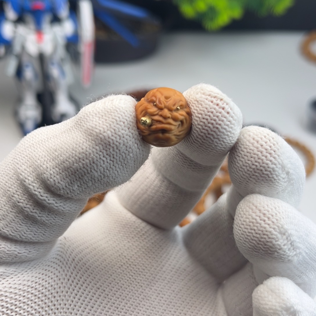 三*猴头原生态雕刻单颗