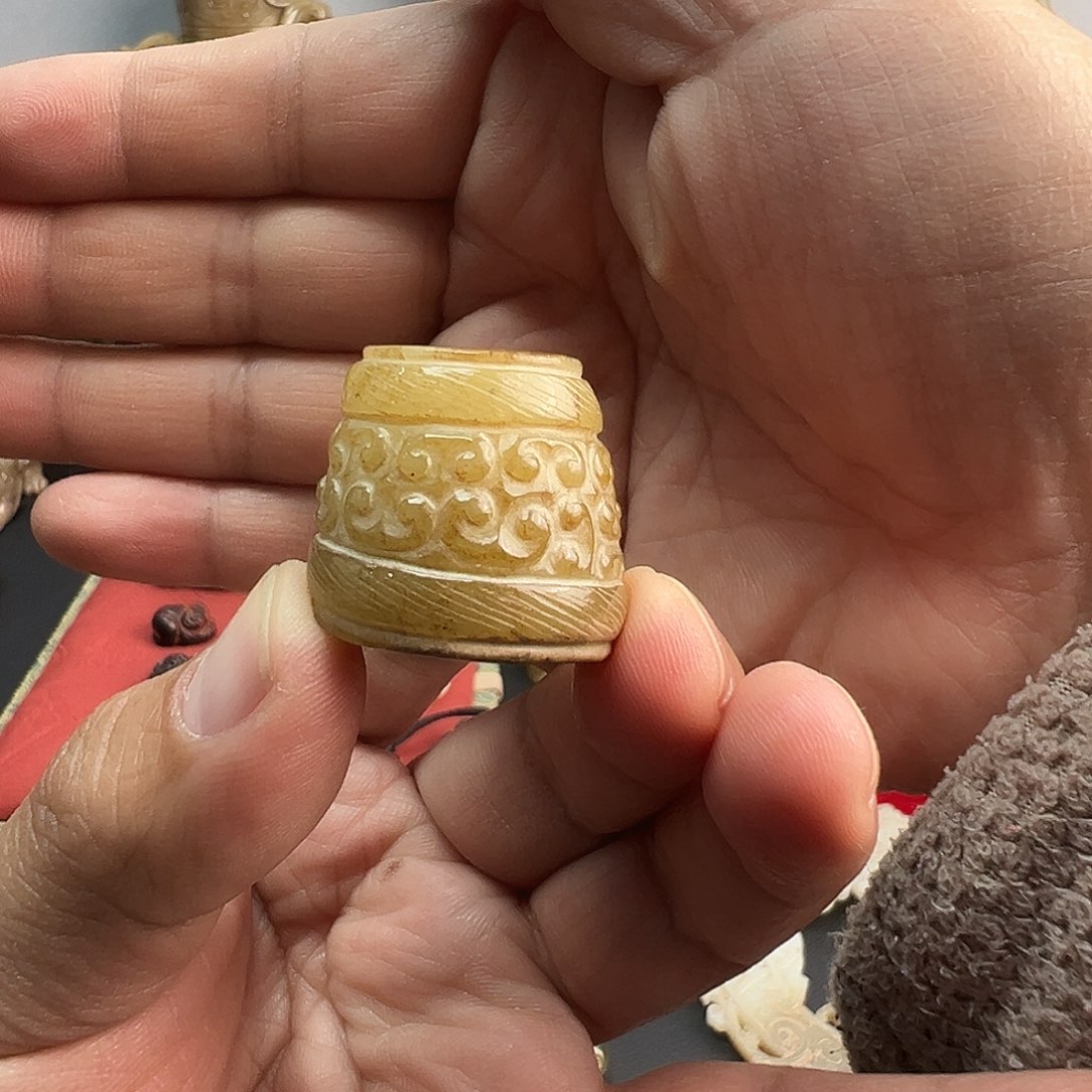 未镶嵌和田玉挂件