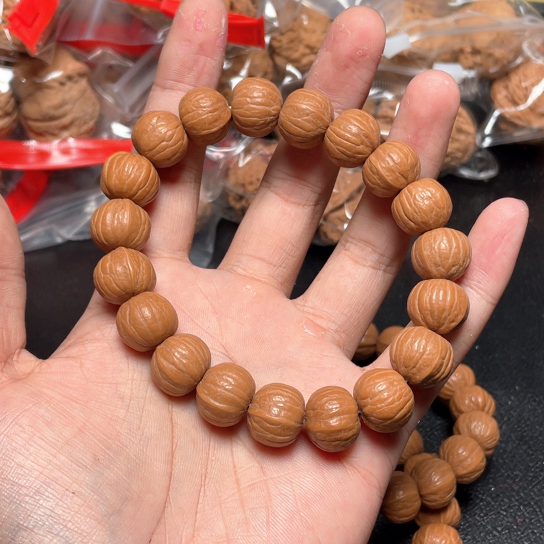 文玩核桃吊坠猴头9.9