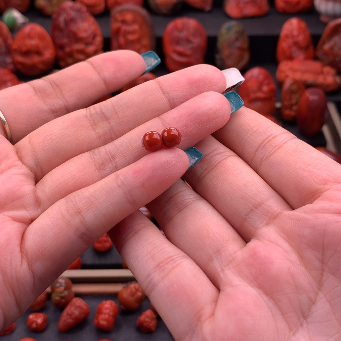 南红玛瑙南红川料老型对珠6.2mm未镶嵌