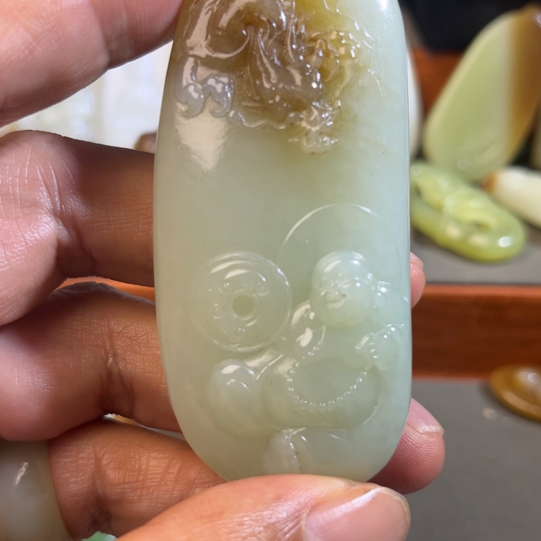 未镶嵌和田玉（糖玉）珠宝半成品