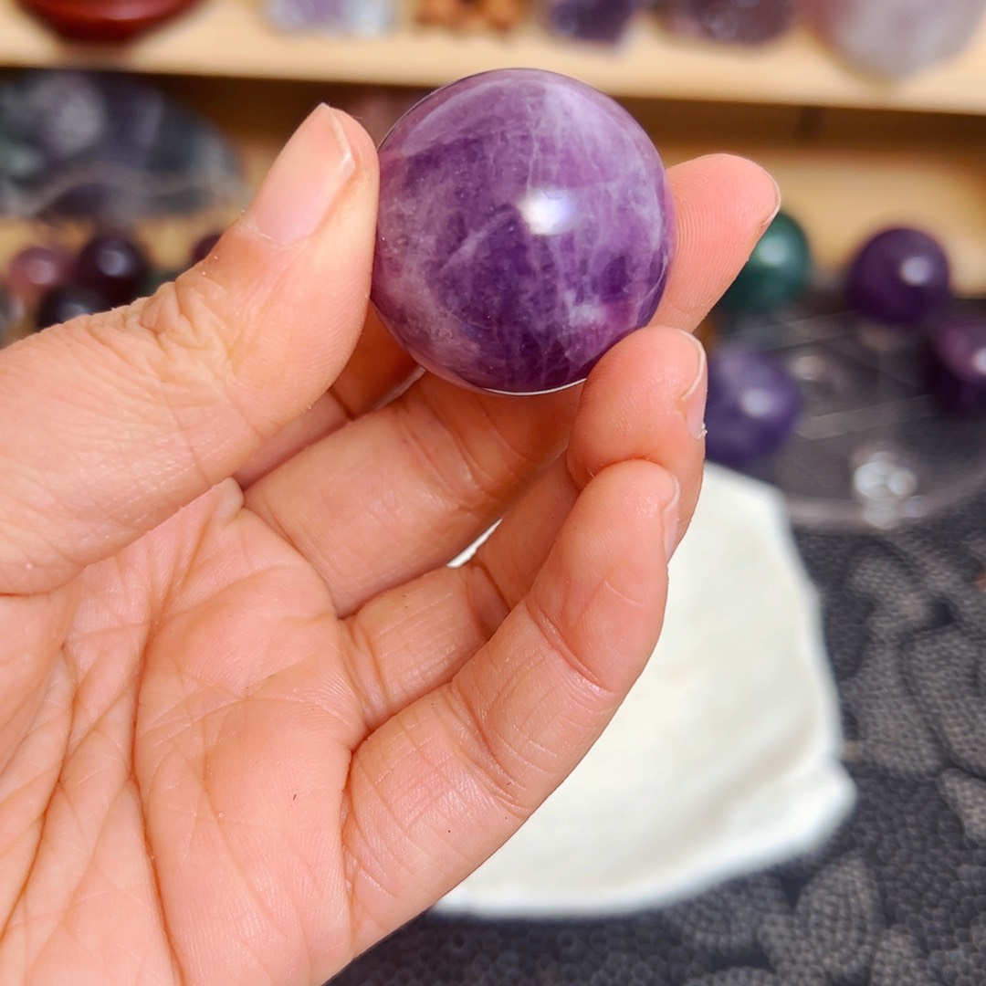 水晶水晶原石未镶嵌昵***置