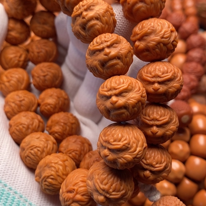 【闪购商品】猴头核桃吊坠新**信斗战胜佛