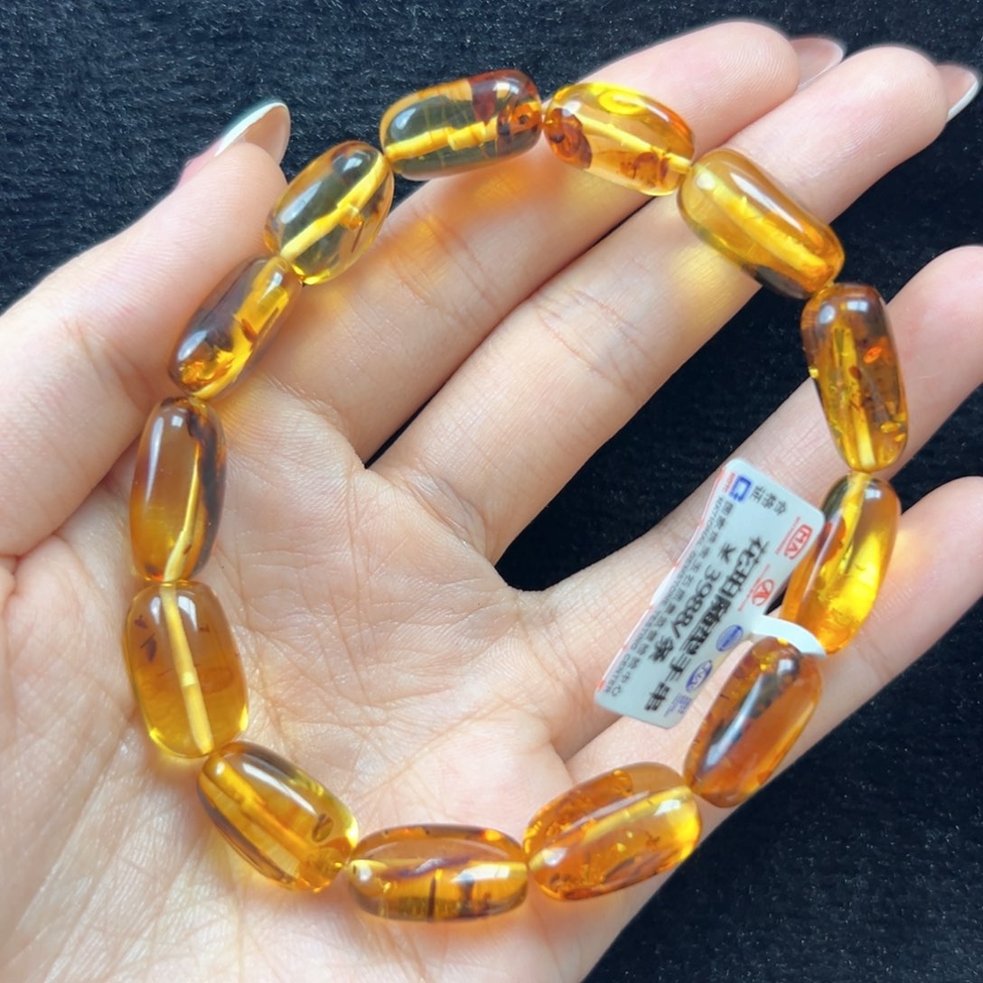 琥珀珠宝奇石未镶嵌