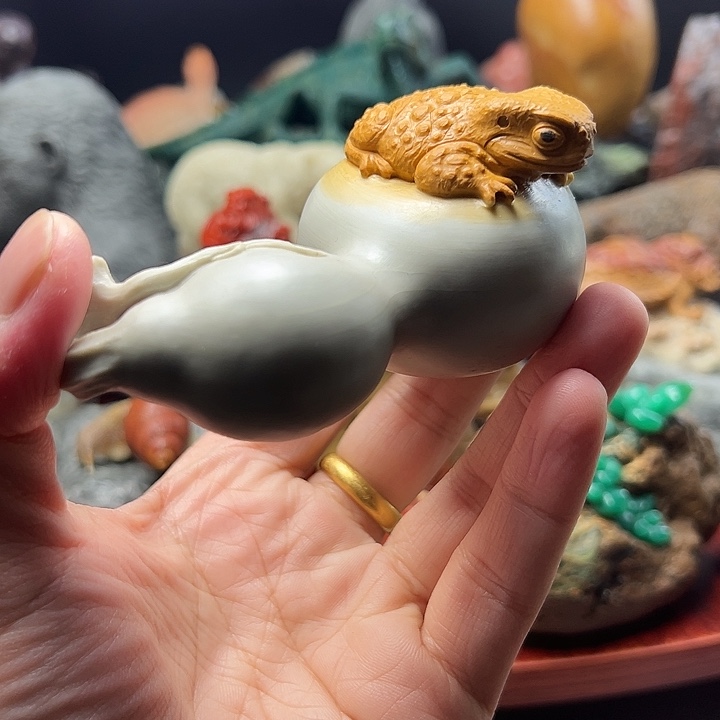 东北石松花石摆件