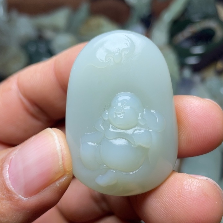 N***和田玉未镶嵌颈饰