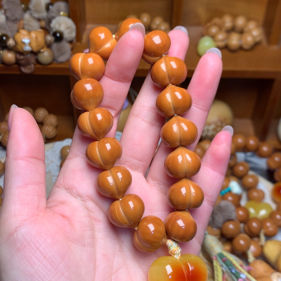 美***.猴头核桃吊坠16玻璃底爱心手持