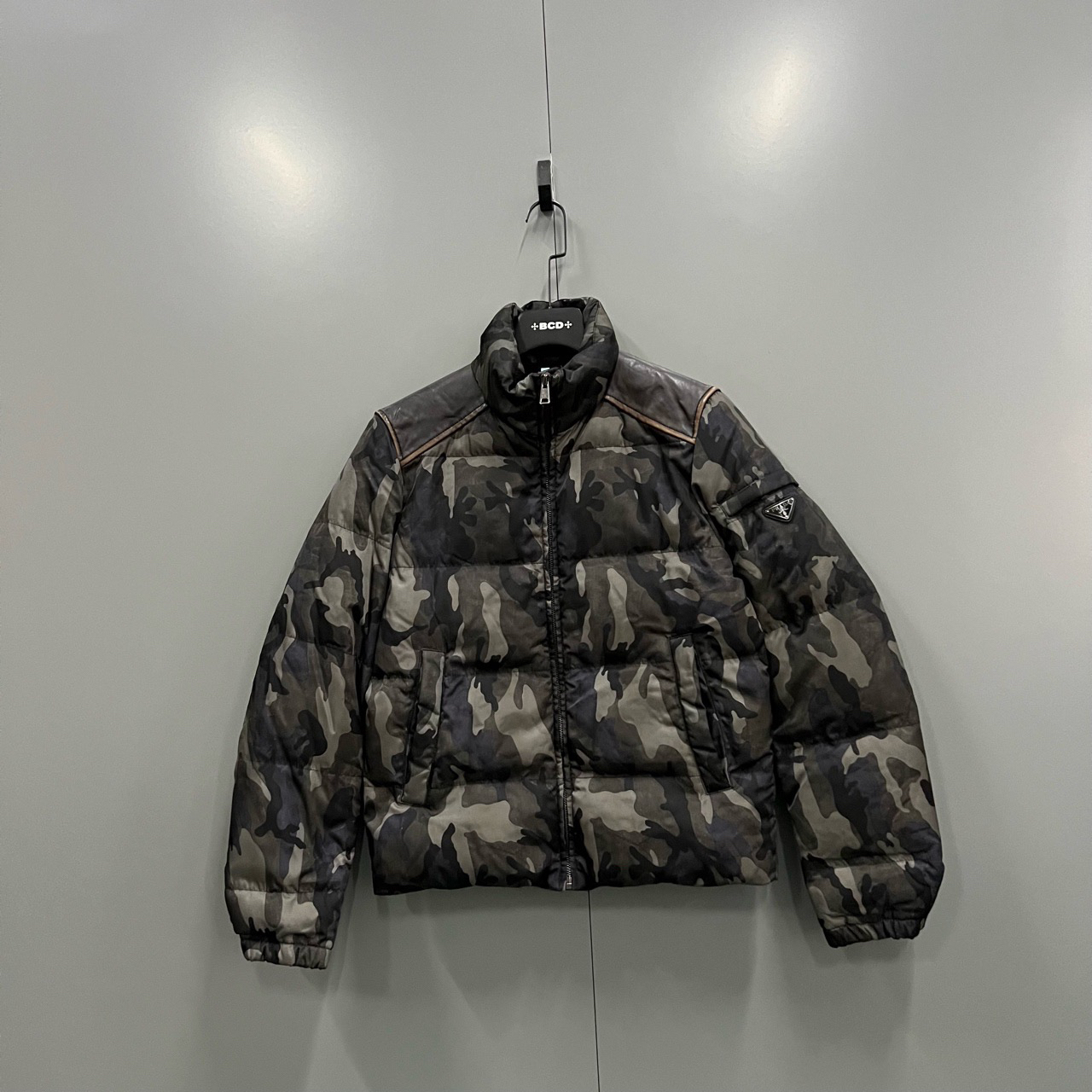 （jp）120 【XP】PRADA 普拉达 迷彩拼皮羽绒服 46码/95新/