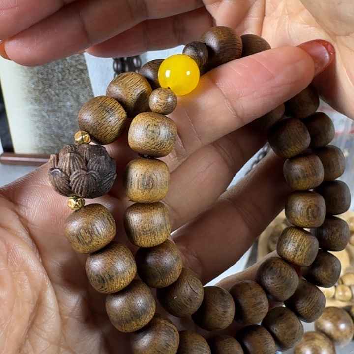 沉香手串四***夕富森红土