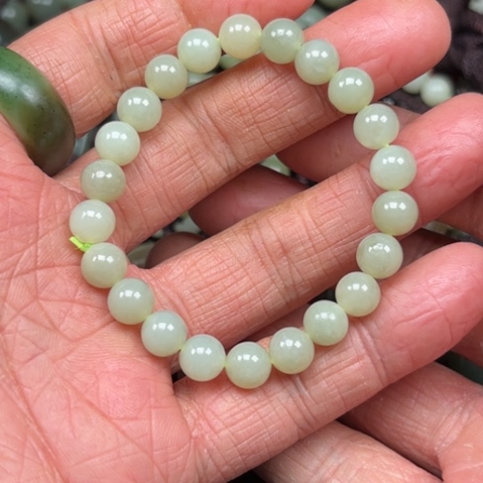 和田玉吊坠未镶嵌