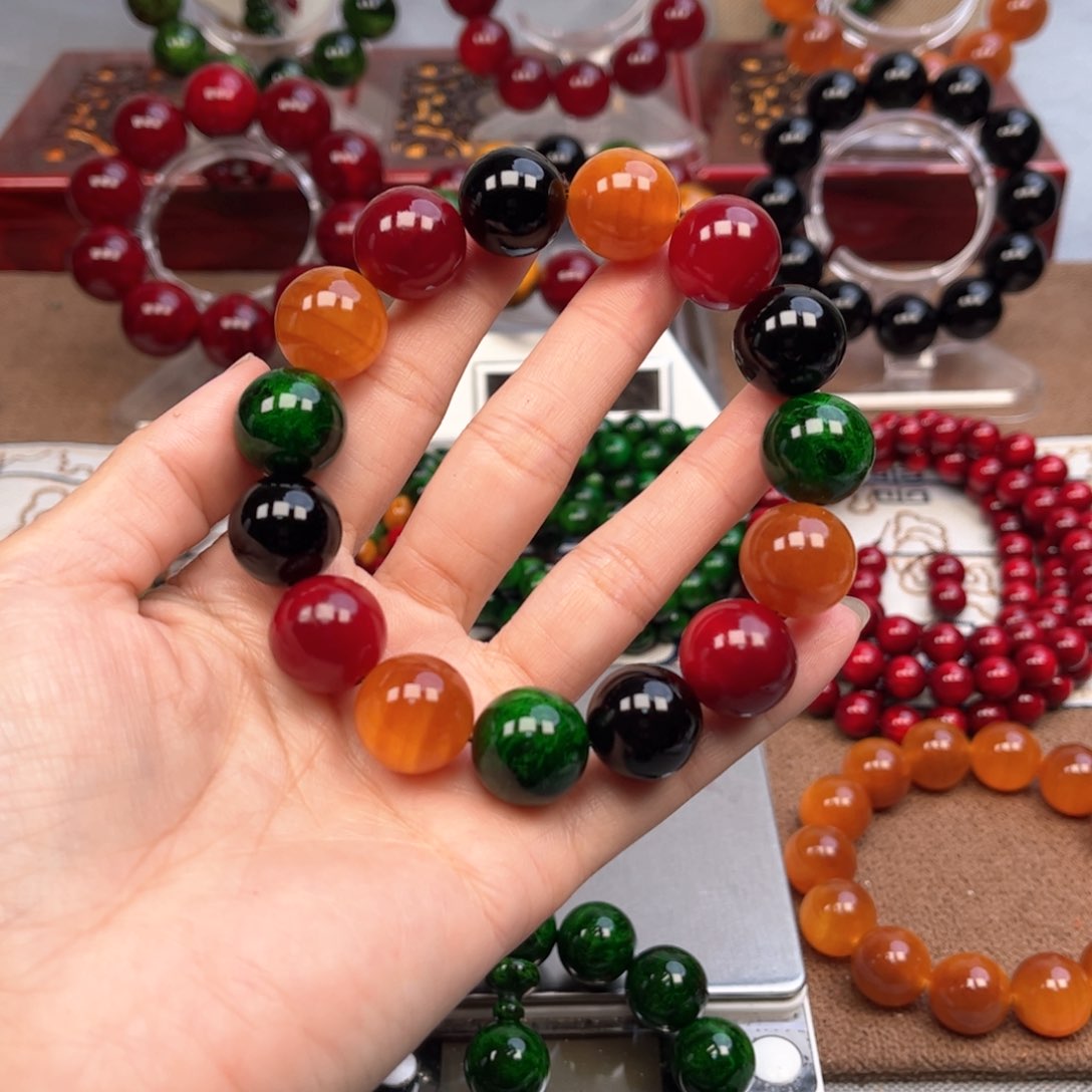 贝壳杉（血龙木）手串/手链1.5*15