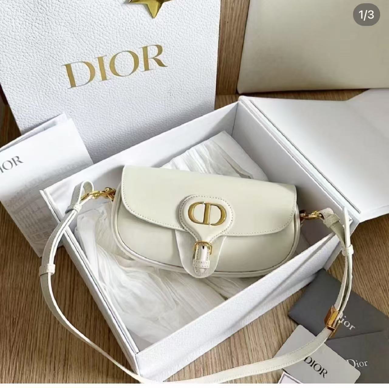 99新 DIOR/迪奥 bobby新月白金色单肩斜挎包/无公价/甄选