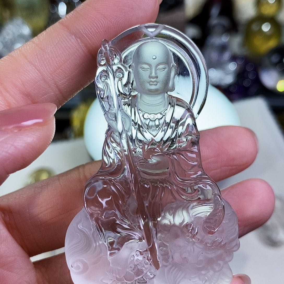 水晶天然水晶吊坠漂亮赠珠链未镶嵌韦**刚