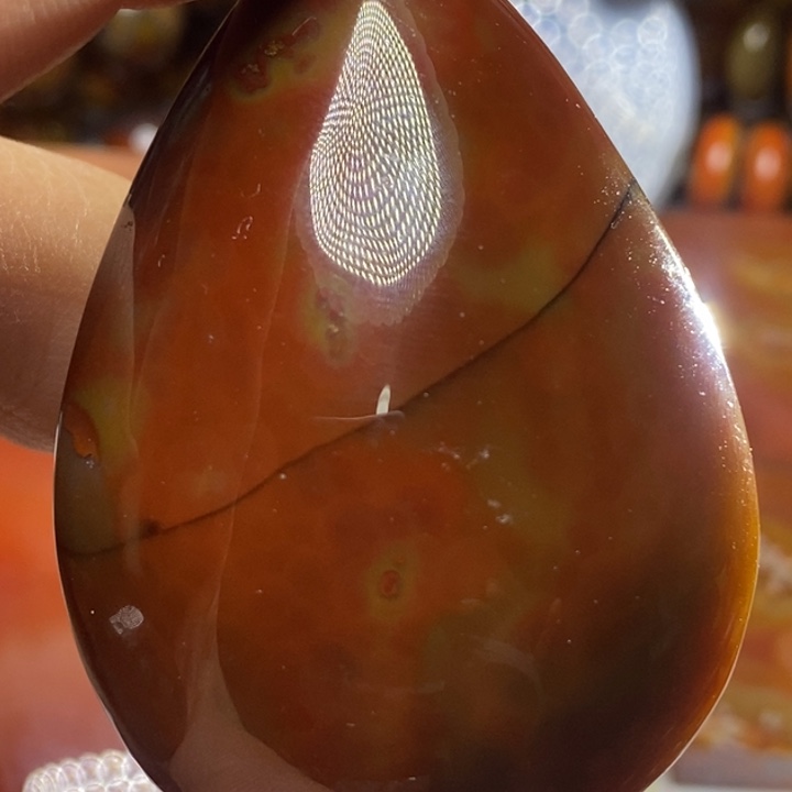 玛瑙/玉髓颈饰未镶嵌幸**人