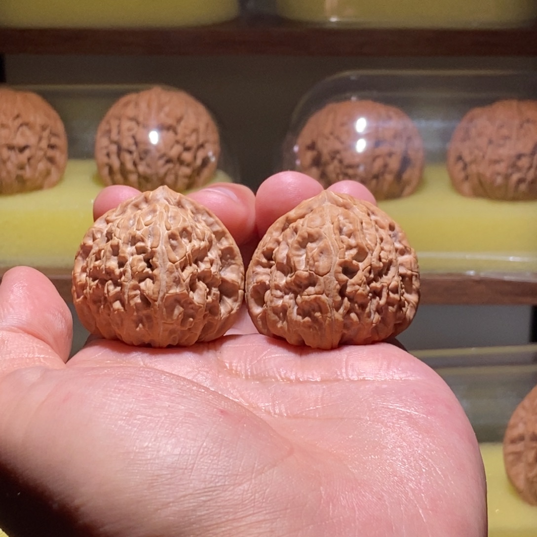 肥***冬文玩核桃吊坠全品36➕尺三角白粉皮山地无药精品对hope