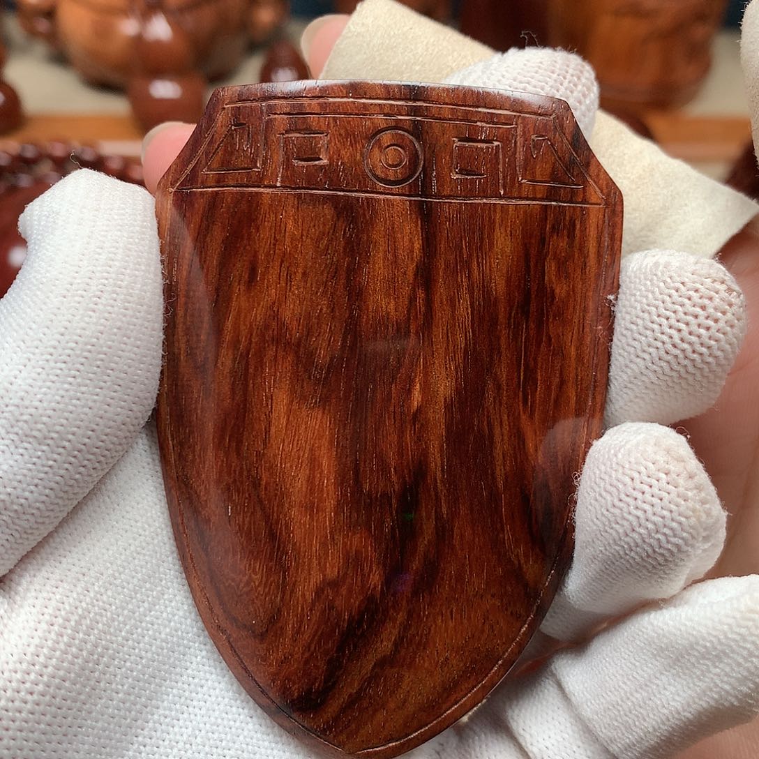 黄花梨/降香黄檀盾牌