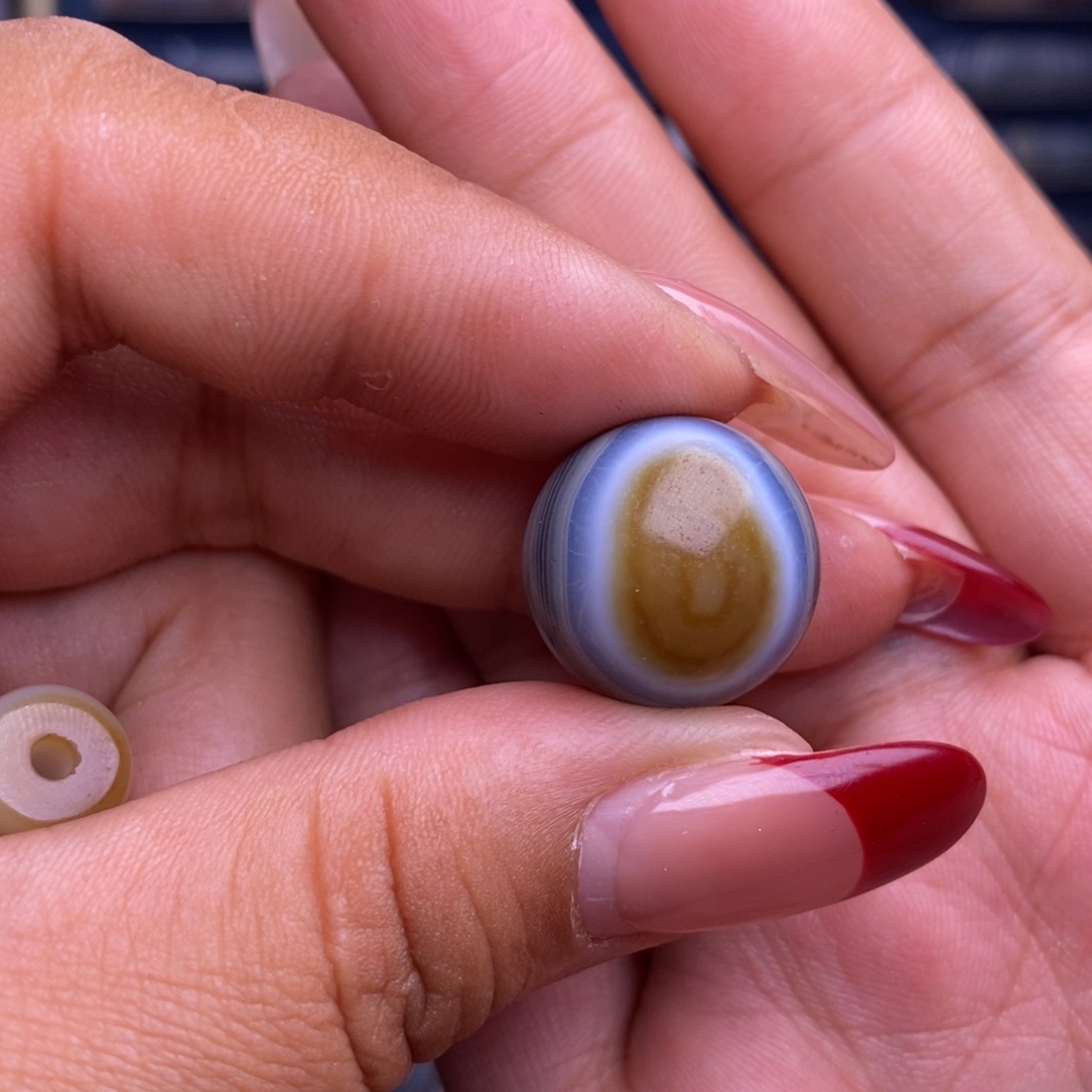 遇***停玛瑙/玉髓未镶嵌珠宝半成品