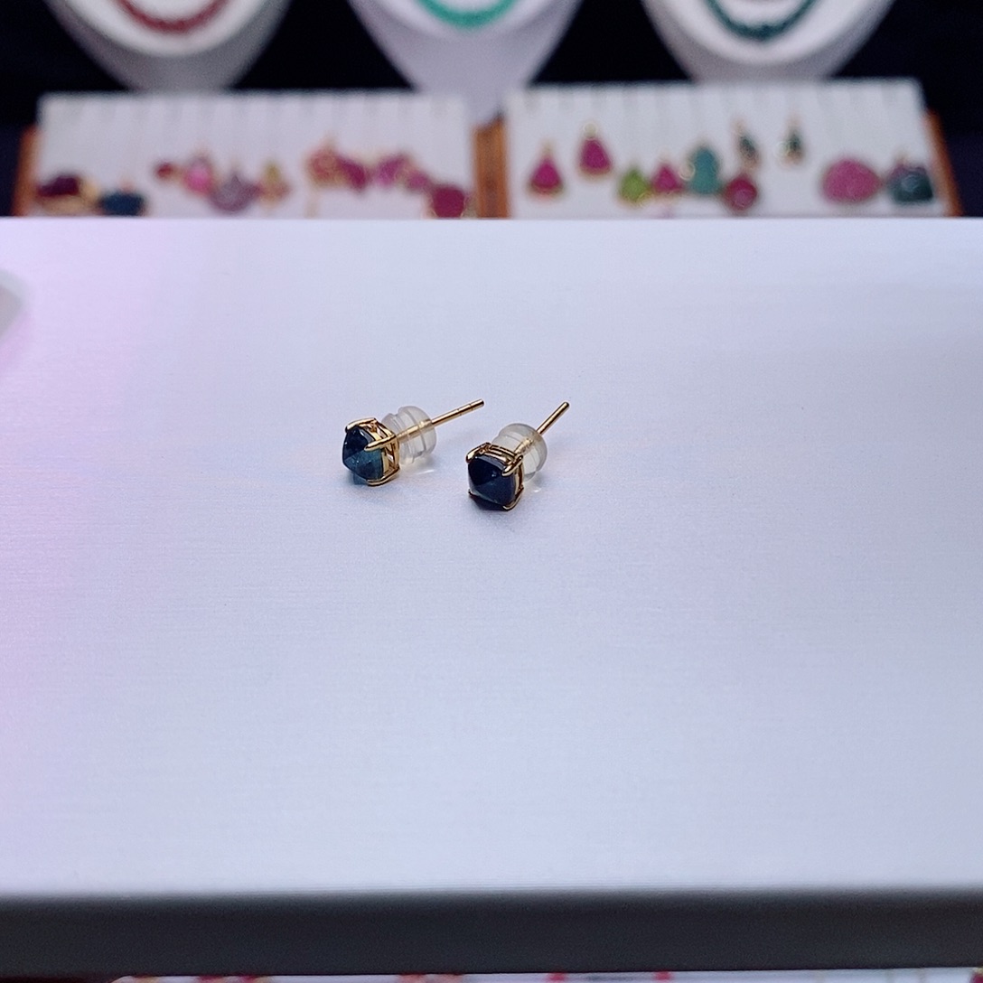 碧玺碧玺m18K金镶嵌耳饰