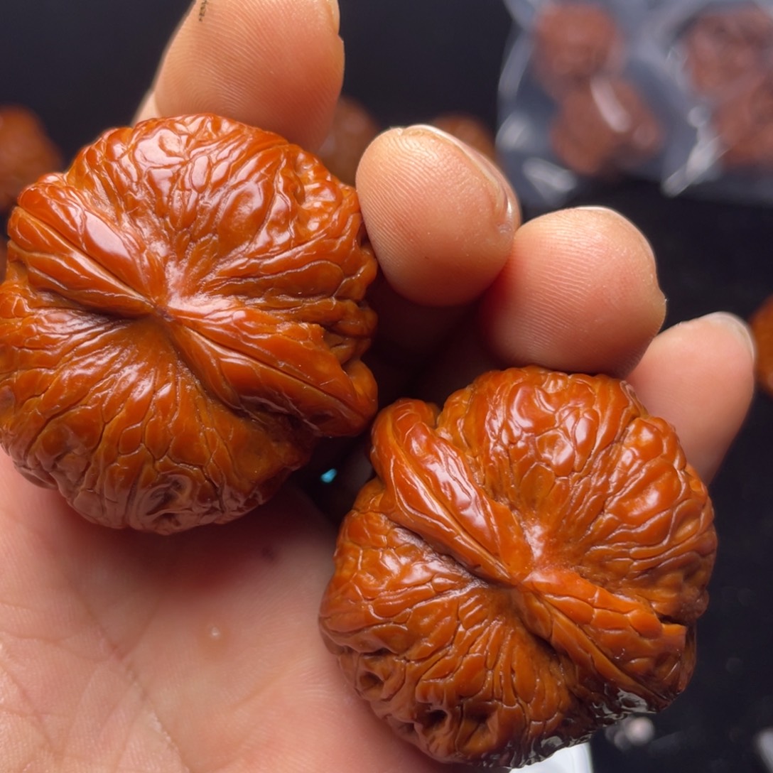 小***哥文玩核桃吊坠大李子文玩核桃1095