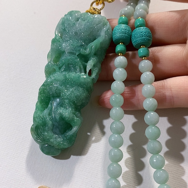 翡翠未镶嵌颈饰翡翠吊坠