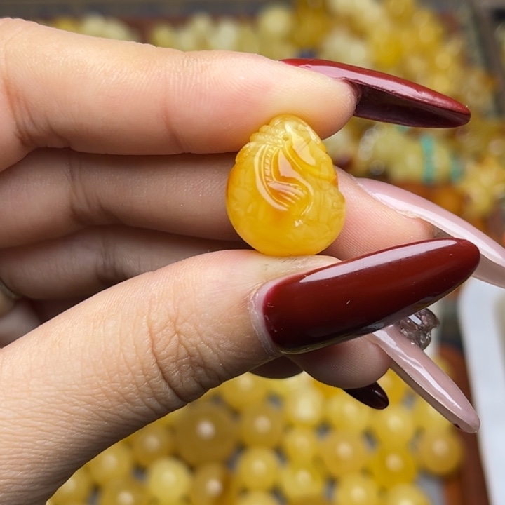 蜜蜡未镶嵌珠宝奇石鸡油黄满蜡妖花钱袋