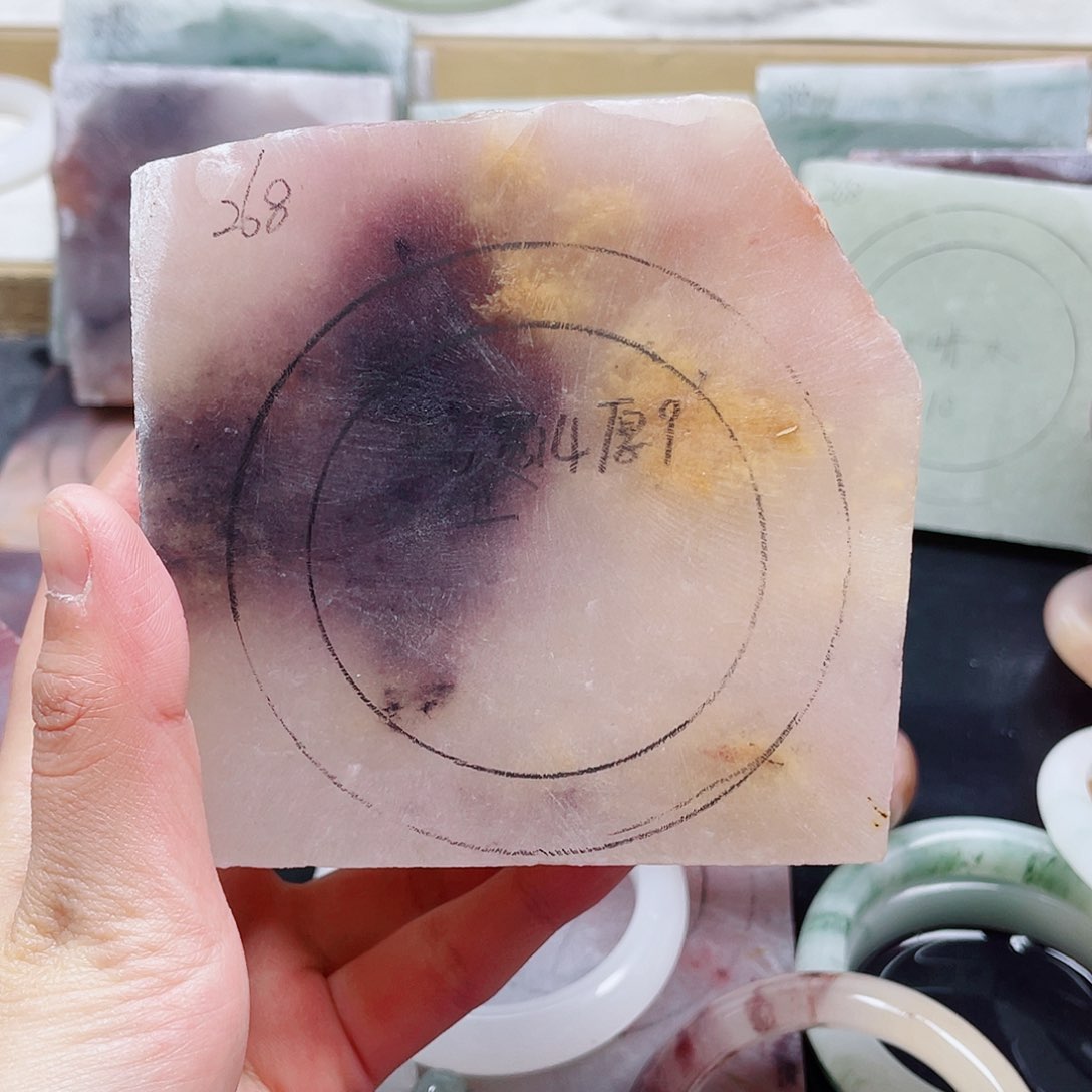 石英质玉手镯未镶嵌定制