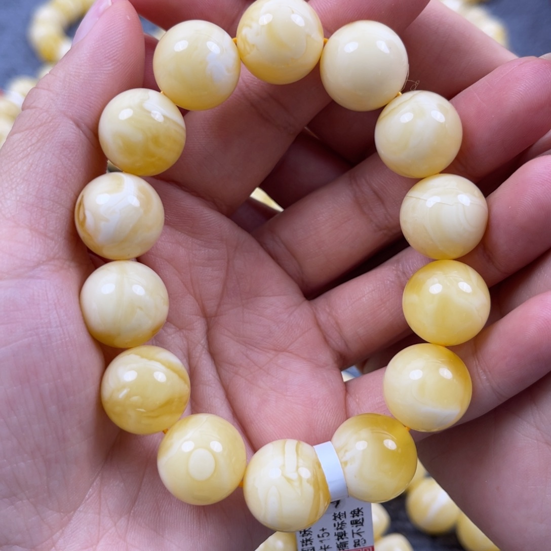 琥珀裸石未镶嵌尺寸15