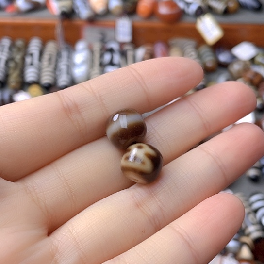 未镶嵌颈饰玛瑙/玉髓灵**龍