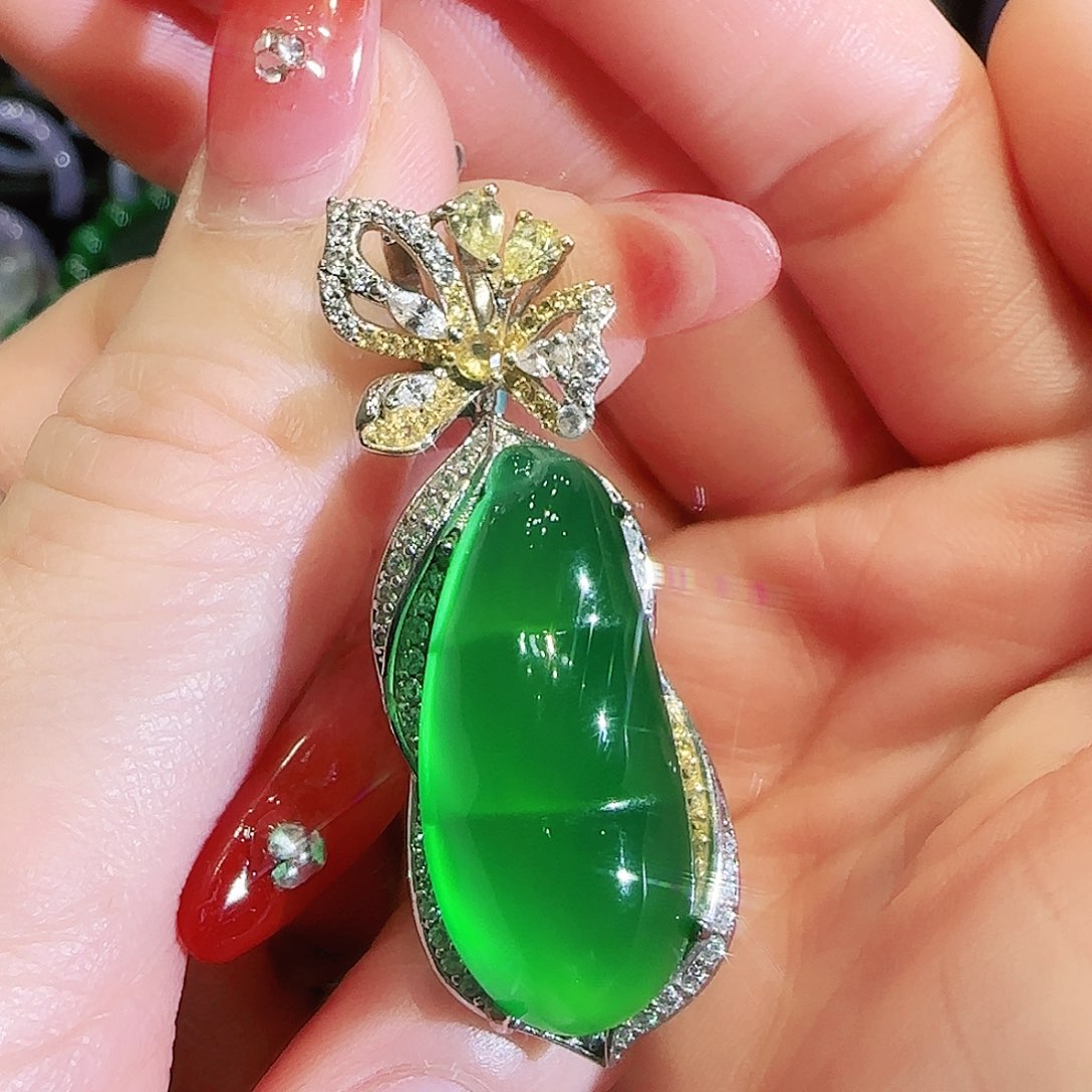 玛瑙/玉髓吊坠未镶嵌