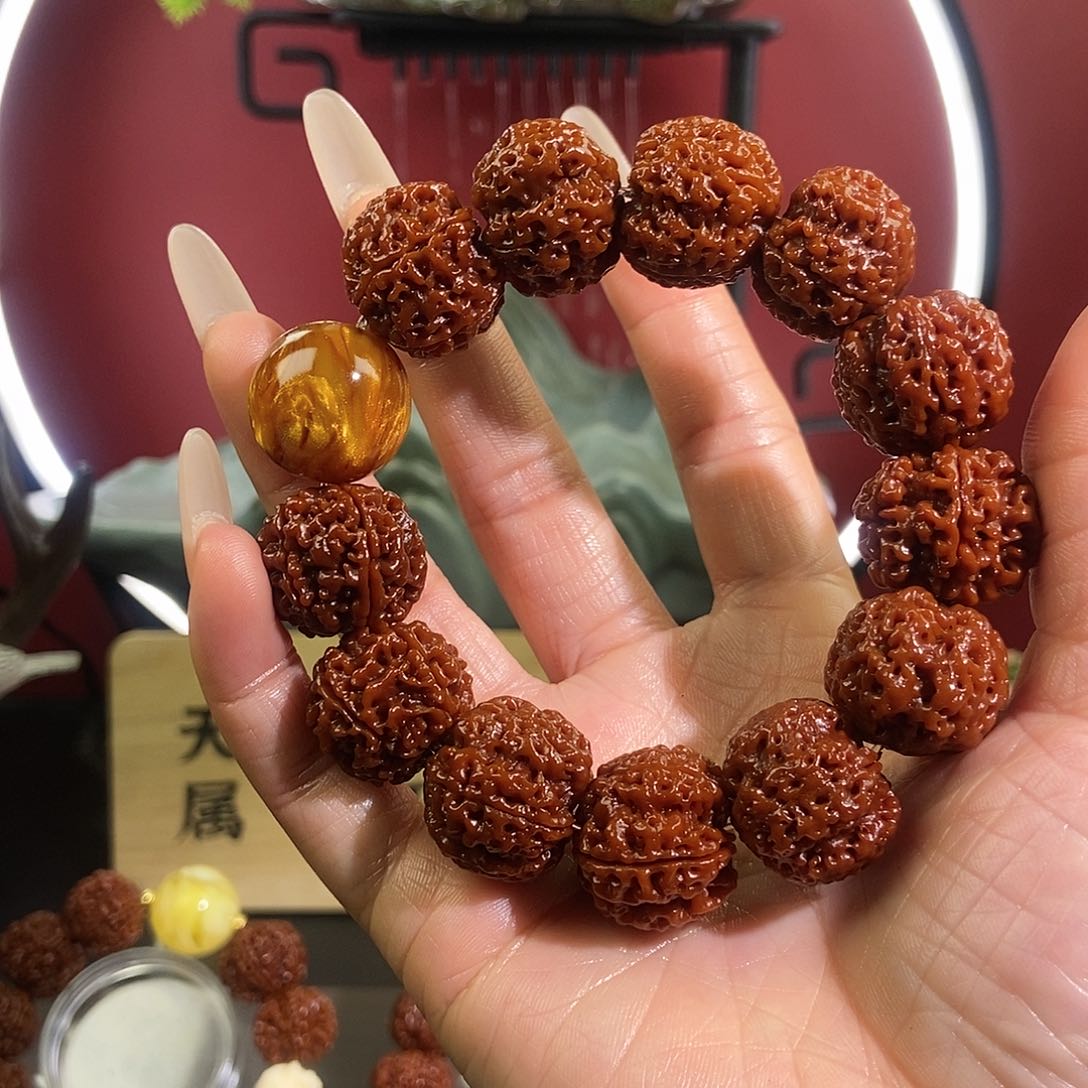 金刚菩提吊坠520金。