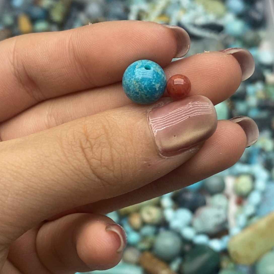 南红玛瑙未镶嵌珠宝奇石