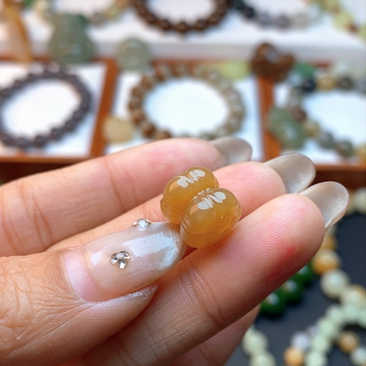 和田玉手链未镶嵌