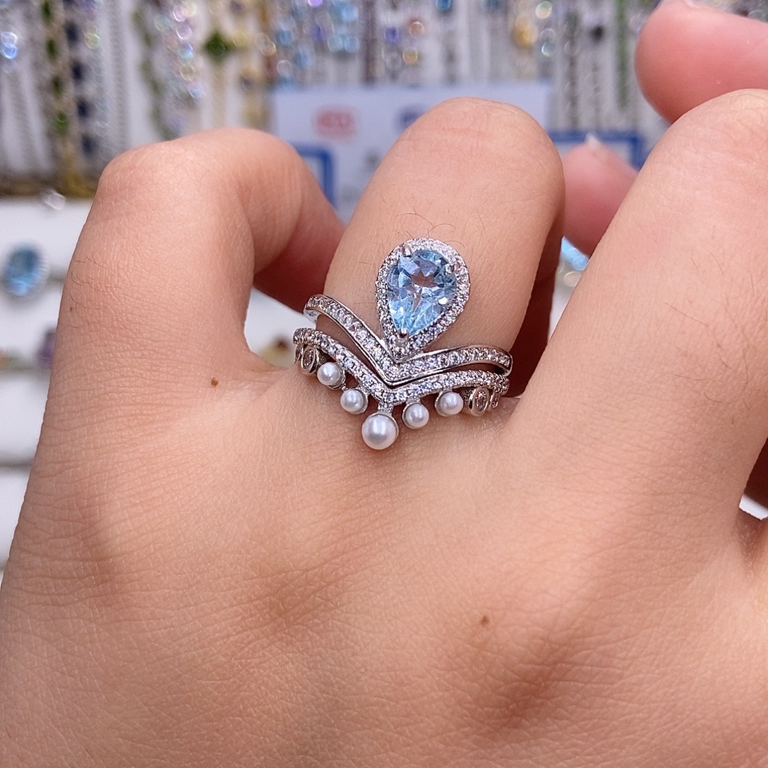 银S925镶嵌戒指托帕石